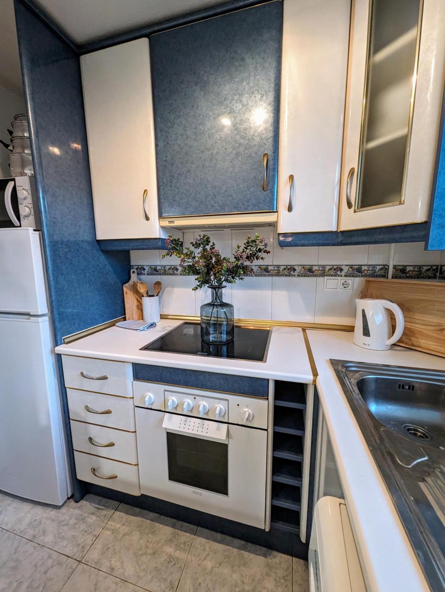 2 Bedroom Algorfa Townhouse With Pool Castillo de Montemar Exteriör bild
