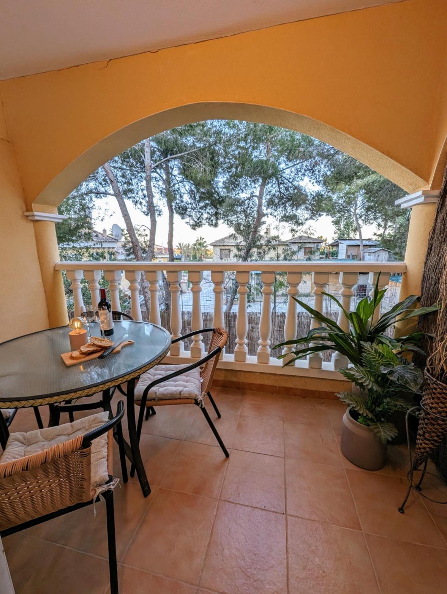 2 Bedroom Algorfa Townhouse With Pool Castillo de Montemar Exteriör bild